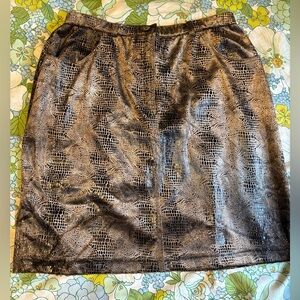 Vintage Carole Little Petites Faux Snakeskin Skirt Size 10